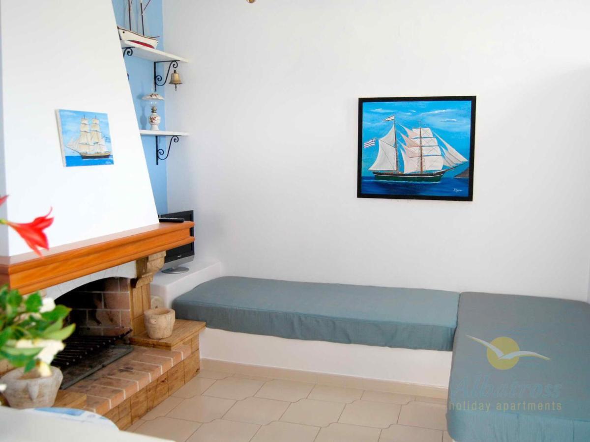 Albatross Holiday Apartments Ayios Sostis Exteriér fotografie